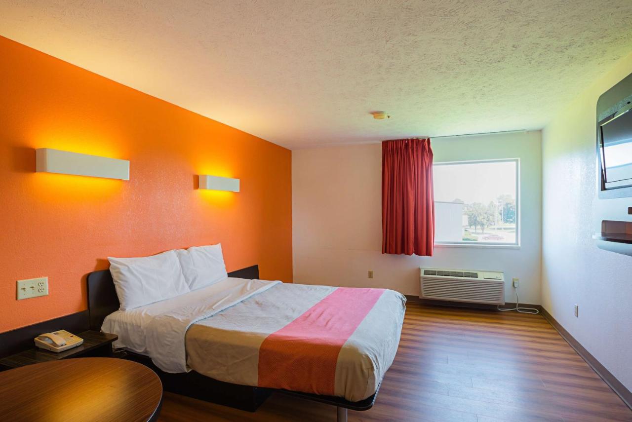 Motel 6 Omaha - IAT West Exterior foto