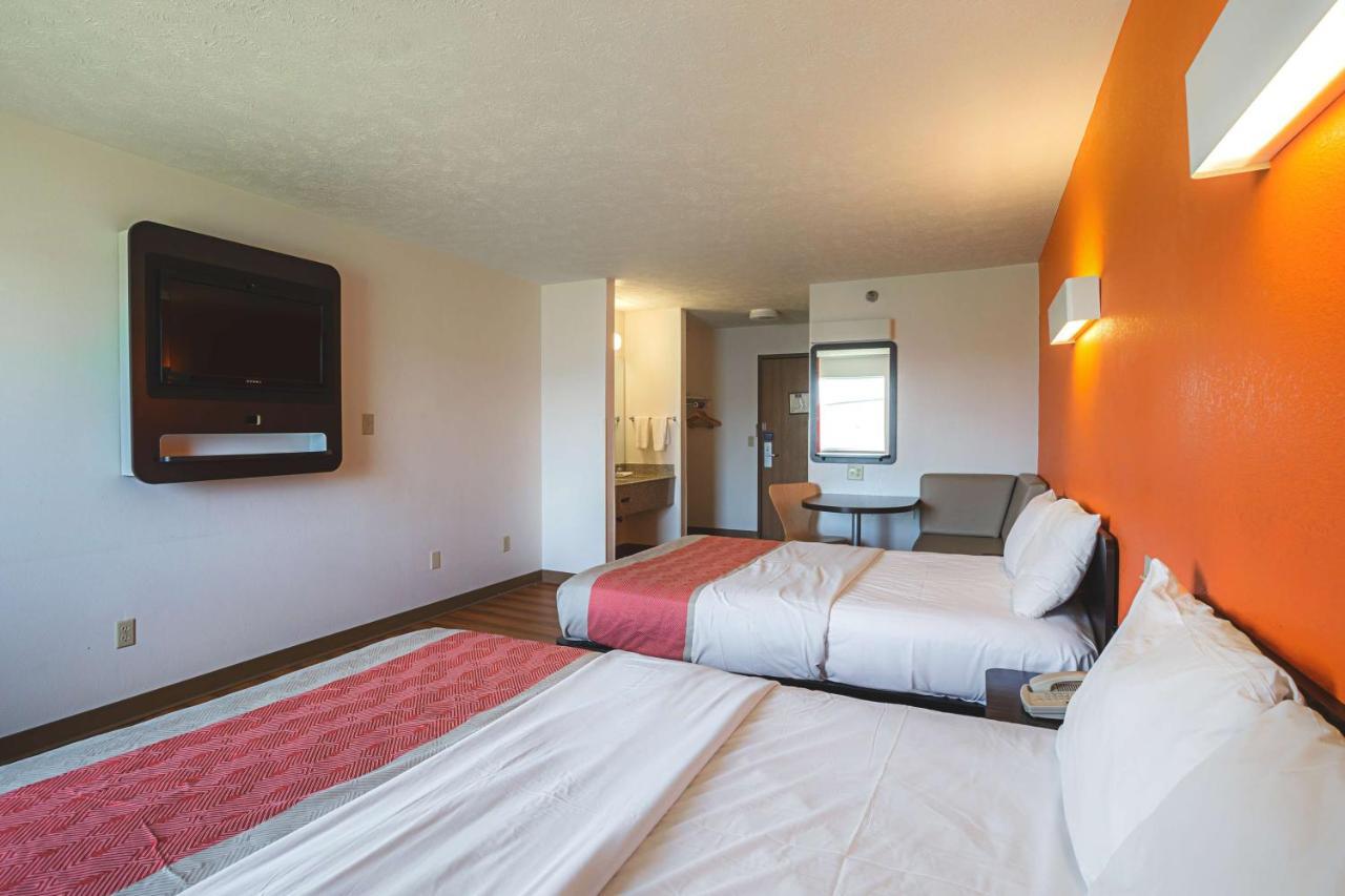 Motel 6 Omaha - IAT West Exterior foto